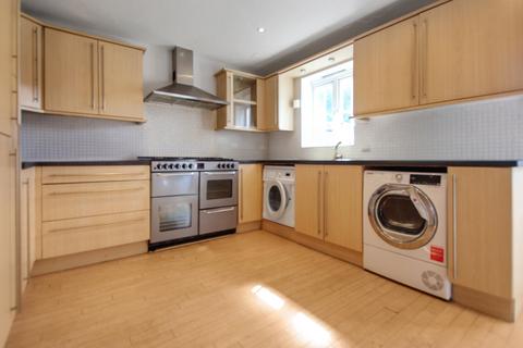 4 bedroom terraced house to rent, Hatfield AL10