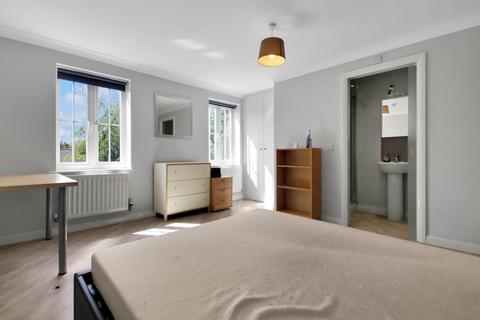 4 bedroom terraced house to rent, Hatfield AL10