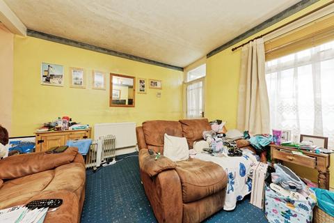 2 bedroom end of terrace house for sale, Grange Road, Ramsgate, Kent, CT11