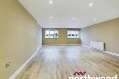 1 bedroom flat to rent, Moulsham Street, Flat 3, Chelmsford CM2