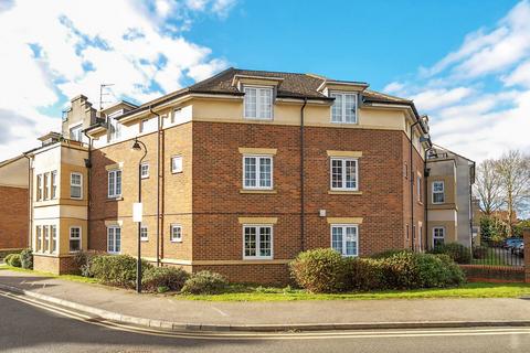 2 bedroom ground floor flat for sale, The Hawthorns, Flitwick, MK45