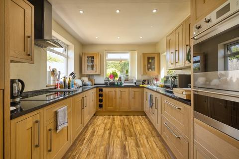 3 bedroom bungalow for sale, Greenhill Gardens, Minster, CT12