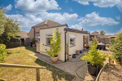 3 bedroom bungalow for sale, Greenhill Gardens, Minster, CT12