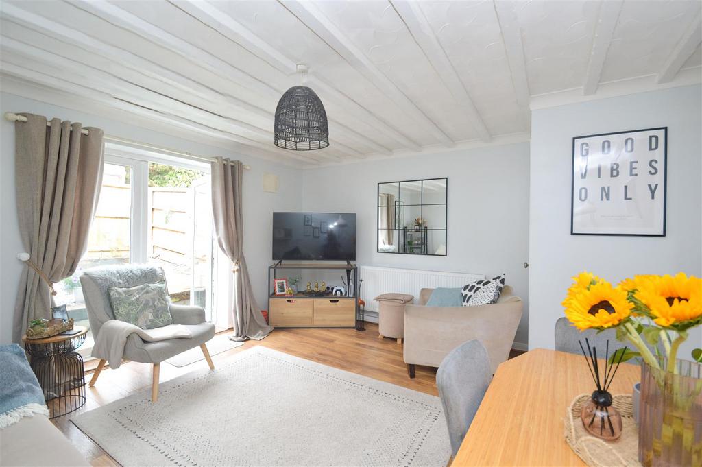 House in Wootton Bridge - View 2