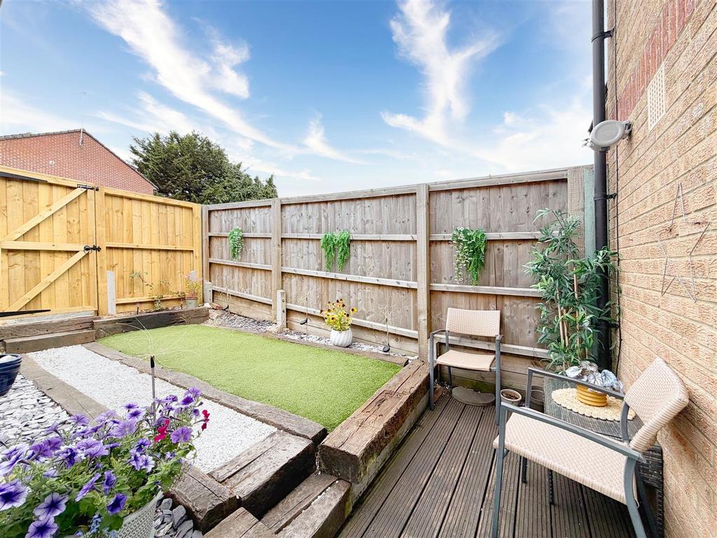 House in Wootton Bridge - View 3