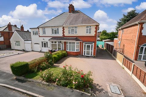 3 bedroom semi-detached house for sale, Birches Barn Avenue, Wolverhampton WV3