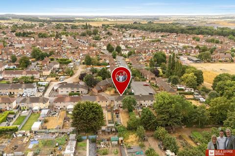 3 bedroom semi-detached house for sale, York Street, Rossington, DN11