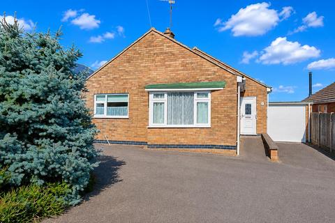 2 bedroom detached bungalow for sale, De La Bere Crescent, Burbage