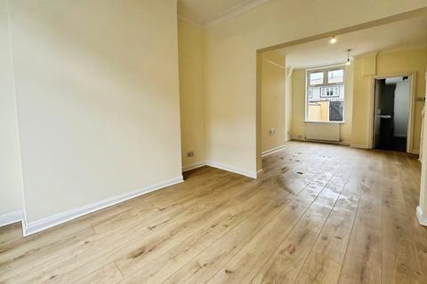 2 bedroom terraced house for sale, Emerson Street, Greater Manchester M5