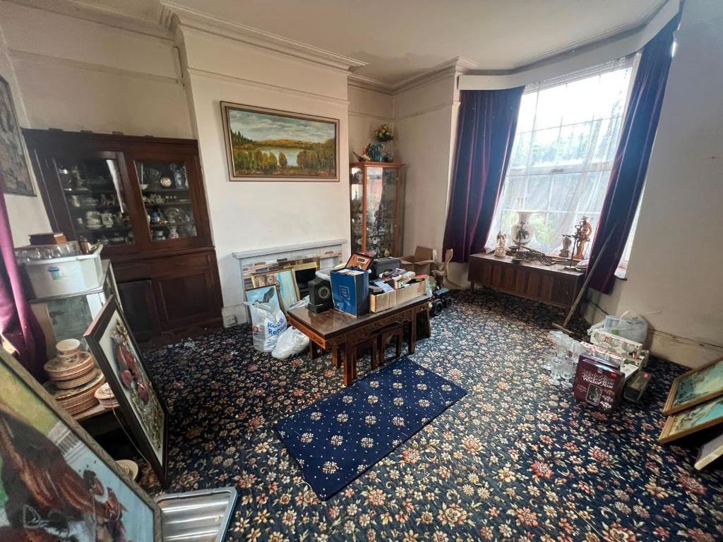 House in Worcester - More