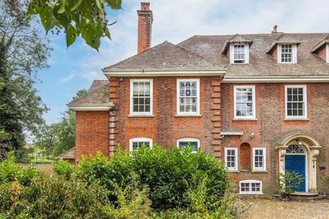 4 bedroom maisonette for sale, Impressive First Floor Maisonette in Norwich