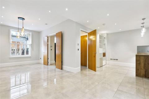 4 bedroom terraced house to rent, Pembridge Road, London W11