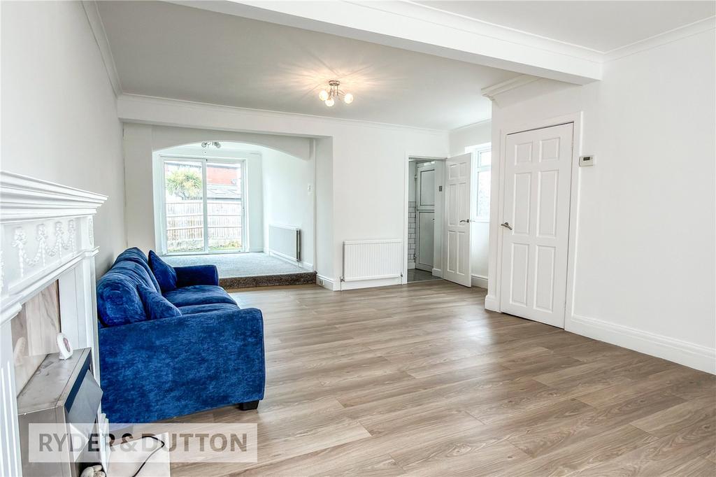 House in Oldham, Chadderton - View 3