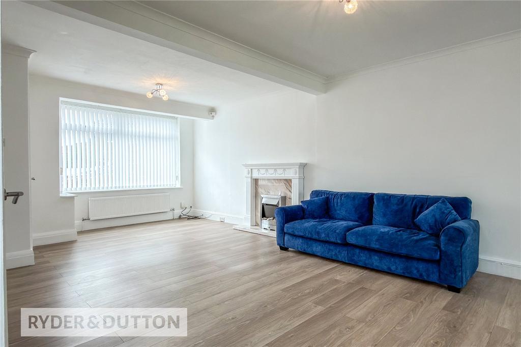 House in Oldham, Chadderton - View 4