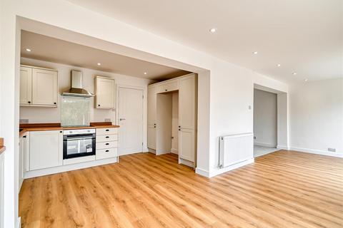 3 bedroom detached house for sale, 5 Castlecroft Gardens, Bridgnorth