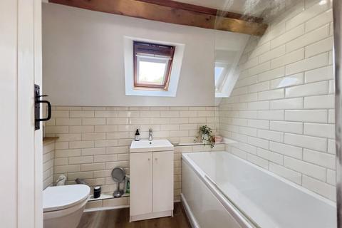 4 bedroom cottage for sale, Main Street, Tysoe, Warwick