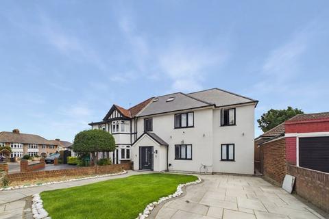 5 bedroom semi-detached house for sale, The Green, Bexleyheath, Kent, DA7