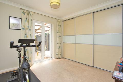 2 bedroom bungalow for sale, Gaunts Close, Deal, Kent, CT14