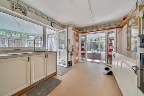 2 bedroom detached bungalow for sale, Lighthouse Close, Happisburgh, NR12