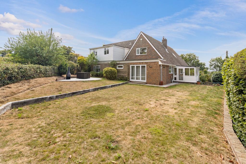 Detached house exterior, garden