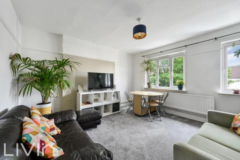 3 bedroom flat to rent, South Croydon CR2