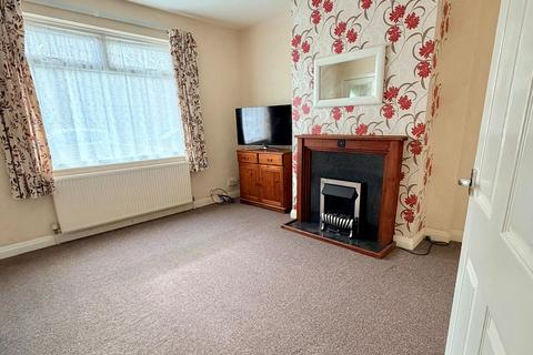 3 bedroom semi-detached house for sale, Cross Road, Dewsbury