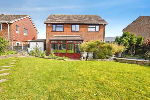 4 bedroom detached house for sale, Cranleigh Drive, Whitfield, Dover, Kent, CT16
