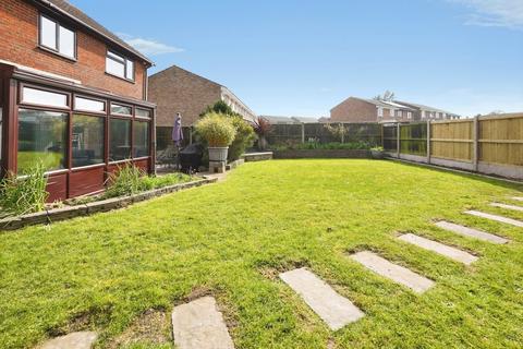 4 bedroom detached house for sale, Cranleigh Drive, Whitfield, Dover, Kent, CT16