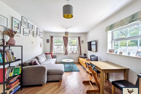 2 bedroom flat for sale, Manor Oaks, Tavistock, PL19