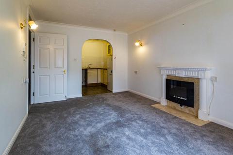1 bedroom retirement property for sale, Martins Court, Southend On Sea