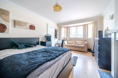 Little Horse Close, Earley, Reading, RG6