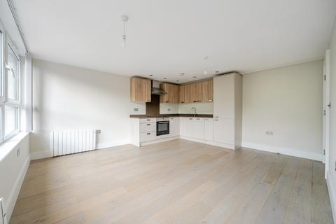 2 bedroom flat for sale, Furlong Road, Bourne End, SL8