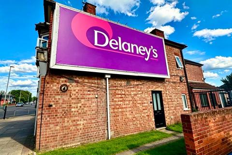 Studio to rent, Hornchurch Road, Hornchurch