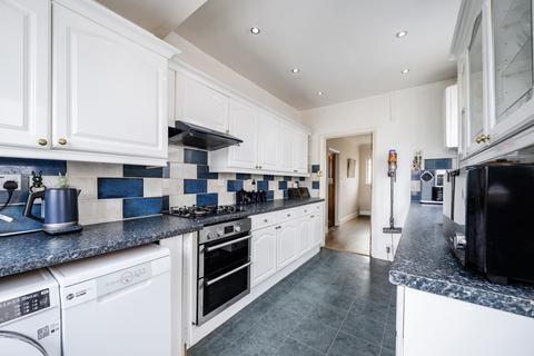 undefined, Pinner View, Harrow