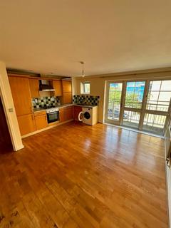 2 bedroom flat to rent, Malt House Place, Romford
