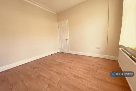 1 bedroom flat to rent, Diana Road, London, E17