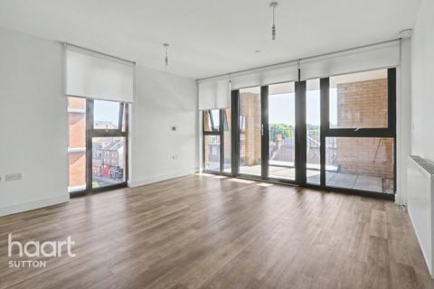 2 bedroom flat for sale, High Street, sutton