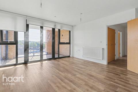 2 bedroom flat for sale, High Street, sutton