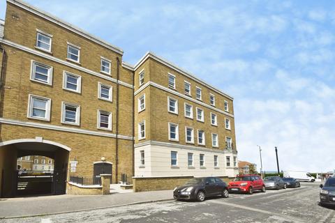 2 bedroom flat for sale, Eastern Esplanade, Margate