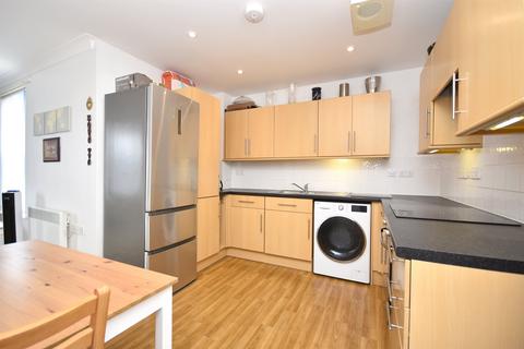 2 bedroom flat for sale, Eastern Esplanade, Margate