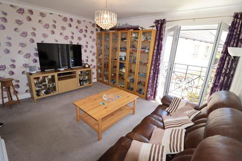 1 bedroom flat for sale, Seagrove Avenue, Hayling Island
