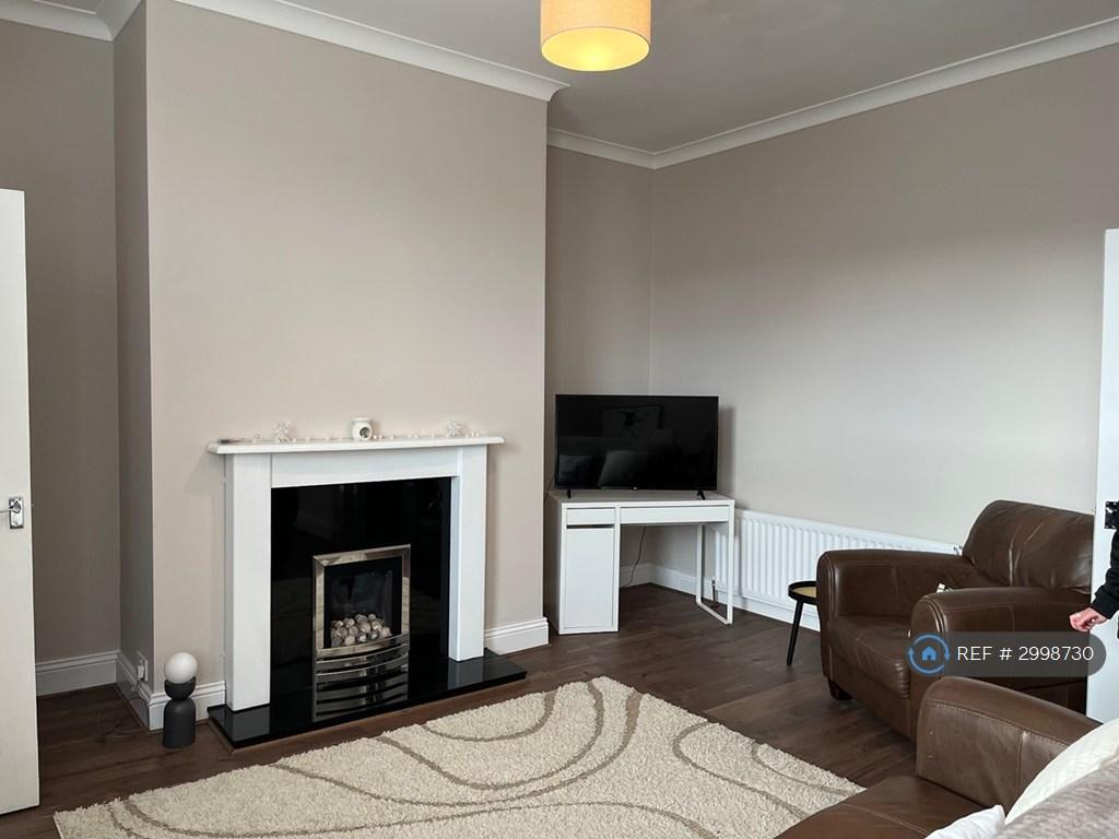 Apartment in Newcastle upon Tyne, Tyne and Wear - View 3