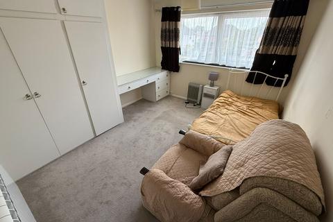 undefined, Okehampton Avenue, Leicester, Leicestershire, LE5