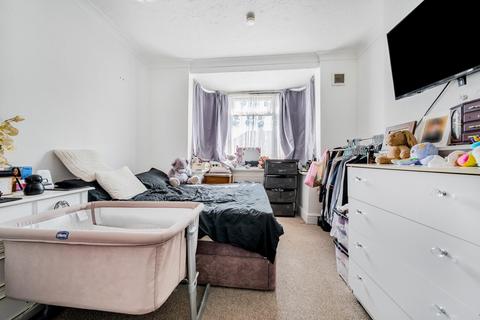 3 bedroom detached house for sale, Beaumont Avenue, Clacton-On-Sea