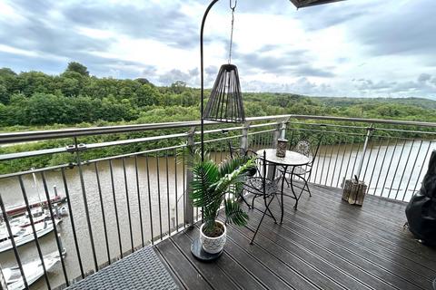 2 bedroom apartment for sale, Victoria Wharf, Cardiff