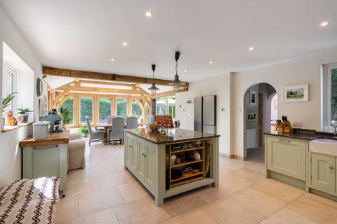5 bedroom detached house for sale, Private Road, Stroud, GL5