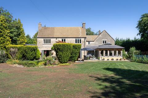 5 bedroom detached house for sale, Private Road, Stroud, GL5