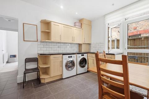 2 bedroom ground floor flat for sale, Pulteney Road, South Woodford, London
