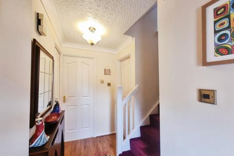 3 bedroom semi-detached house for sale, Springwell Gardens, Doncaster DN4