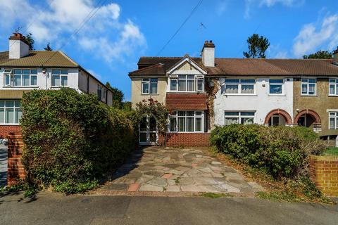 Manor Way, Woodmansterne, Banstead